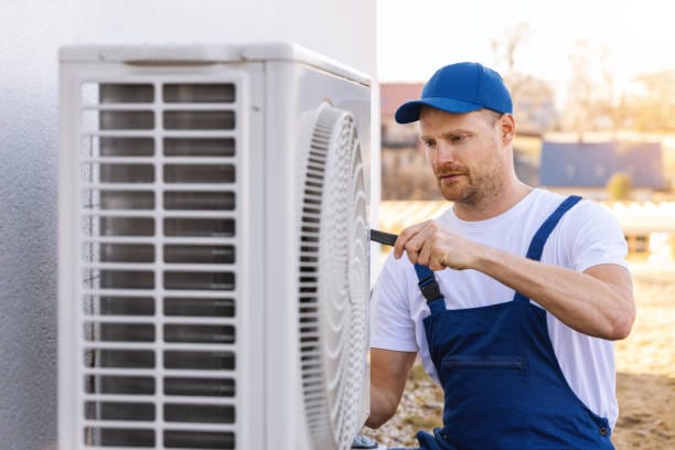 Expert outdoor unit maintenance and AC repair service in Kochi - Swift Appliance Repair